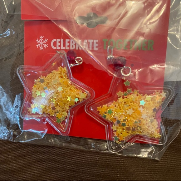 Dangling Assorted hook earrings - all 4 - Picture 5 of 5